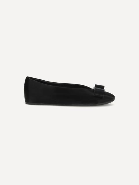 FERRAGAMO Vara bow Ballerinas
