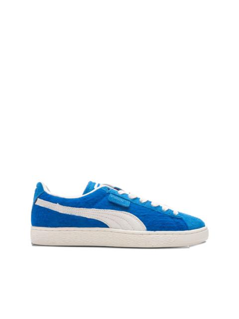 embroidered-logo sneakers