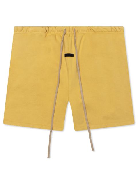 ESSENTIALS HEAVY FLEECE SOCCER SHORT - AMBER