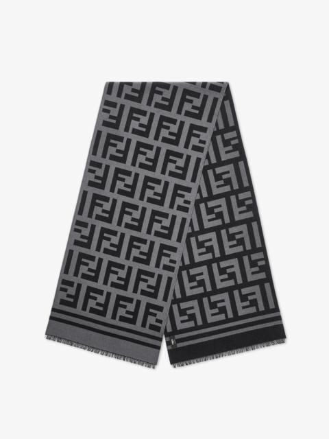 FENDI Black wool scarf