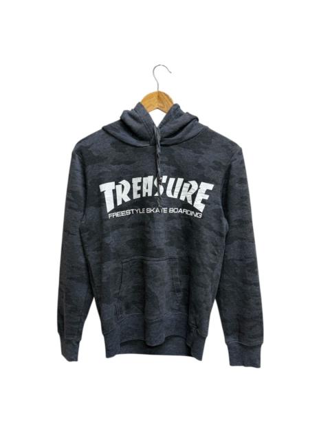 Other Designers Japanese Brand - Jungle Storm Treasure Parody Trasher Magazine Camo Hoodie