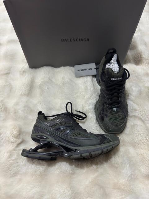BALENCIAGA Balenciaga's all-new X-Pander spring-loaded sneakers