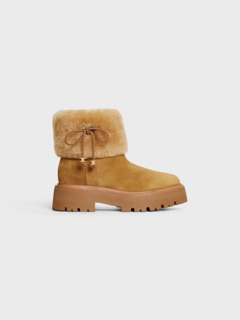 CELINE Celine Bulky Cropped Triomphe Shearling Boots