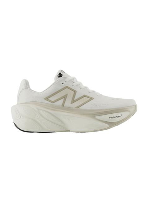 New Balance Wmns Fresh Foam X More v5 'Sea Salt Light Gold Metallic'