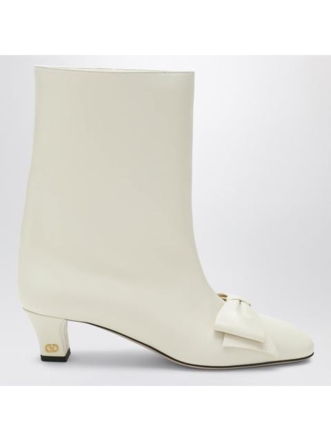 Valentino Valentino Garavani Ivory Bowow Ankle Boots Women