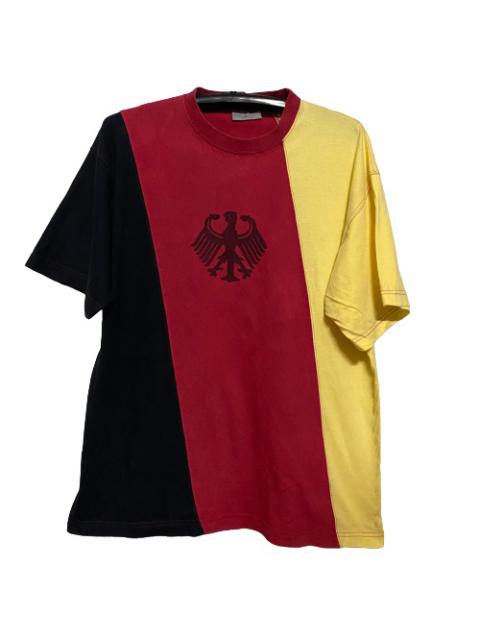 Other Designers Vintage - 🔥RARE🔥Vintage 90s Deutschland Germany Flag Shirt