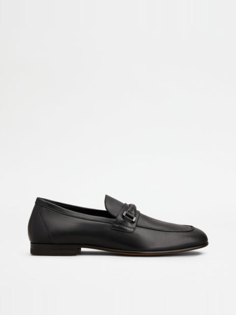 Tod's LOAFERS IN LEATHER - BLACK