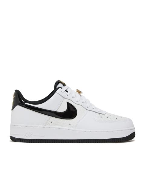 Nike AIR FORCE 1 '07 LV8 'WORLD CHAMP'