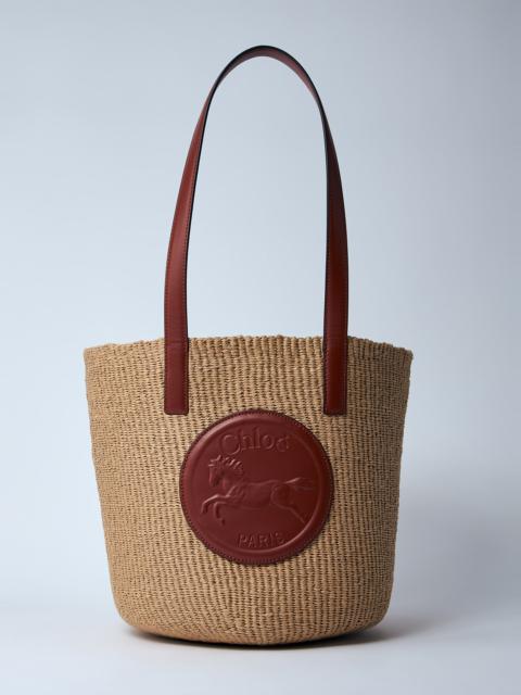 【Chloe】HORSE MEDAL LARGE BASKET◆CHC25SS591O82 Chloé Large Horse Medal Basket In Natural Fibers in Sepia