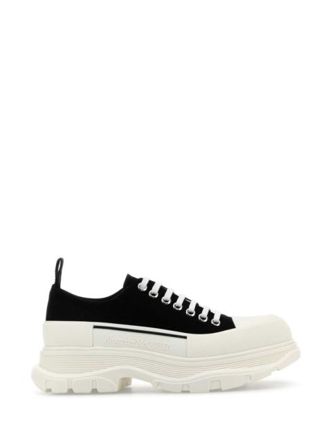 Alexander McQueen Alexander Mcqueen Men Black Canvas Tread Slick Sneakers