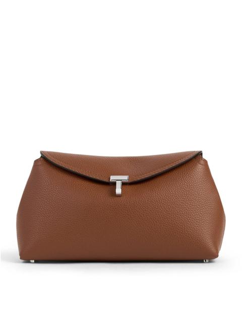 TOTEME T-LOCK HAMMERED LEATHER CLUTCH