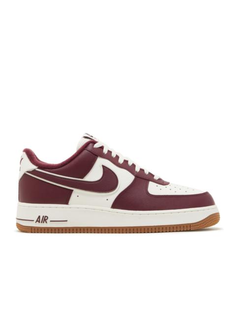 Nike AIR FORCE 1 '07 LV8 'COLLEGE PACK - NIGHT MAROON'