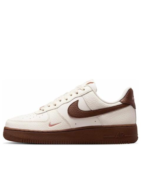 Nike (WMNS) Nike Air Force 1 Low 'Sail Fauna Brown' IM3378-122