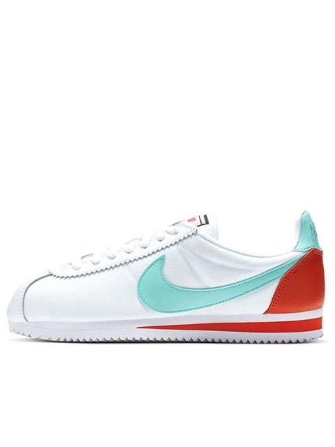 Nike (WMNS) Nike Classic Cortez Premium 'Light Aqua' 905614-104
