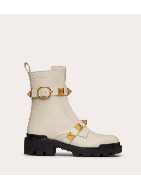 Valentino Valentino Roman Stud Combat Boots