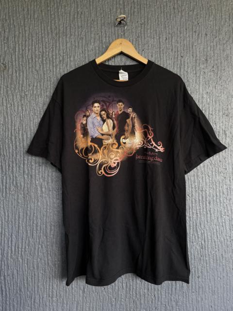 Other Designers Vintage - Twilight Movie Breaking Dawn Part 1 Tee - Main Cast Print