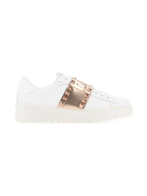 White Leather Rockstud Untitled Sneakers With Gold Rose Band