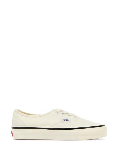 Vans White canvas Authentic sneakers