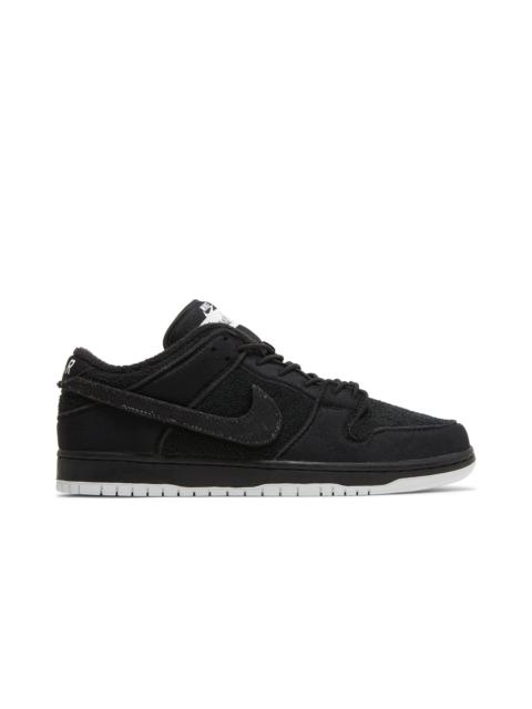 Nike Gnarhunters x Dunk Low SB 'Black'