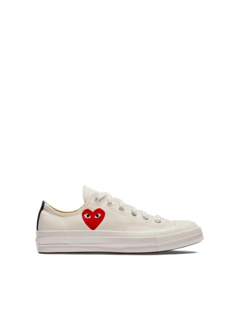 Comme Des Garçons CONVERSE LOW 'CHUCK TAYLOR' SNEAKERS SMALL HEART - OFF WHITE
