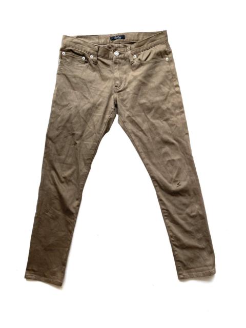 UNDERCOVER Lighting Knee Embroiled