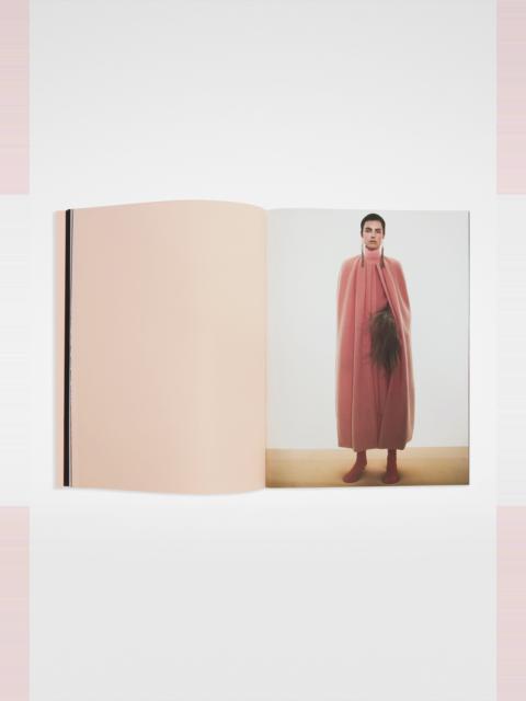 Jil Sander David Sims, Character