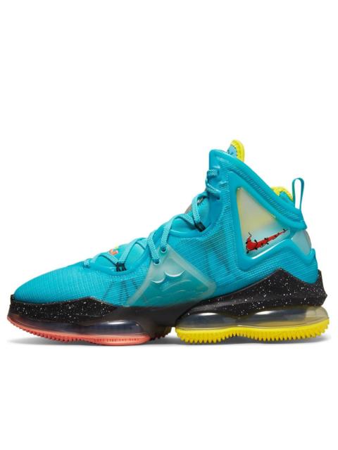 Nike Nike LeBron 19 'Christmas' DC9338-400