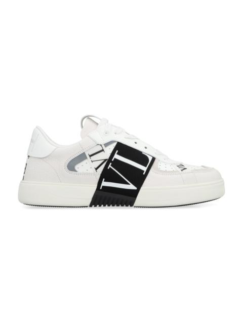 White 'vl7n' Sneaker