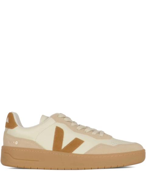 VEJA Veja V-90  Sneakers