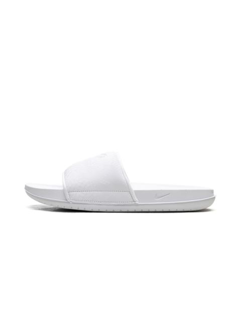 Nike Kobe Offcourt Slide "Triple White"