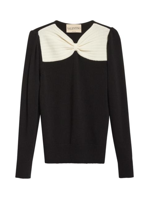 Valentino Valentino Bow Detail Virgin Wool Sweater in Black/Ivory at Nordstrom