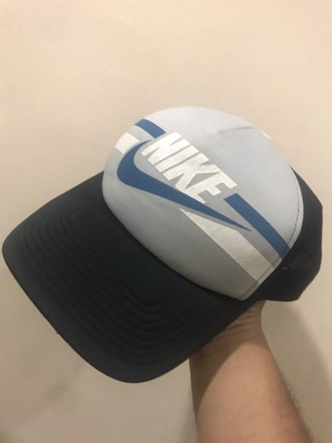 Nike 🔥Vintage🔥 Nike Center Swoosh Trucked Hat