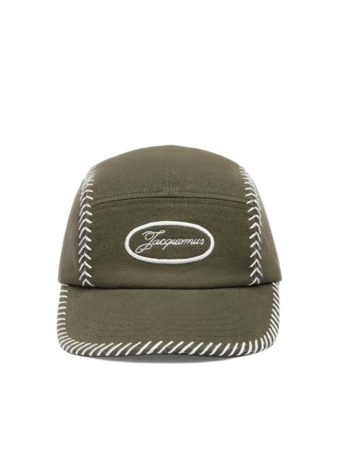 JACQUEMUS LOGO-EMBROIDERED BASEBALL CAP