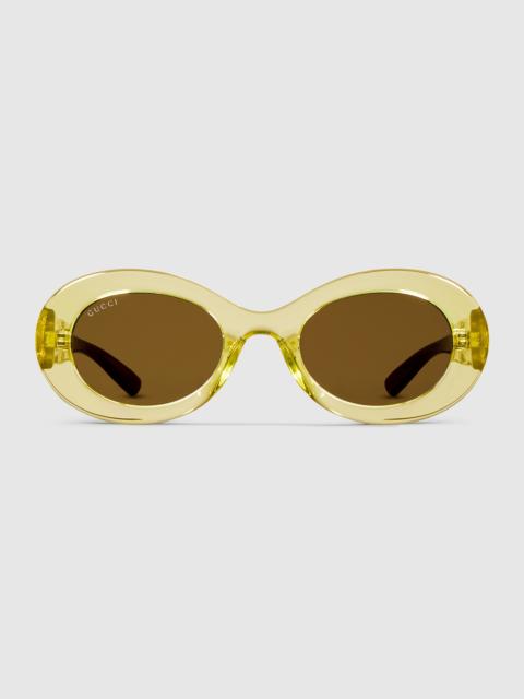 GUCCI Oval frame sunglasses