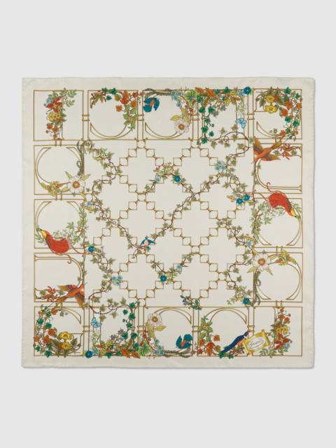 GUCCI Animal and floral print silk carré
