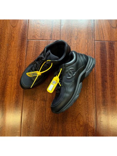CHANEL Chanel Cc Logo Black Panel Sneakers