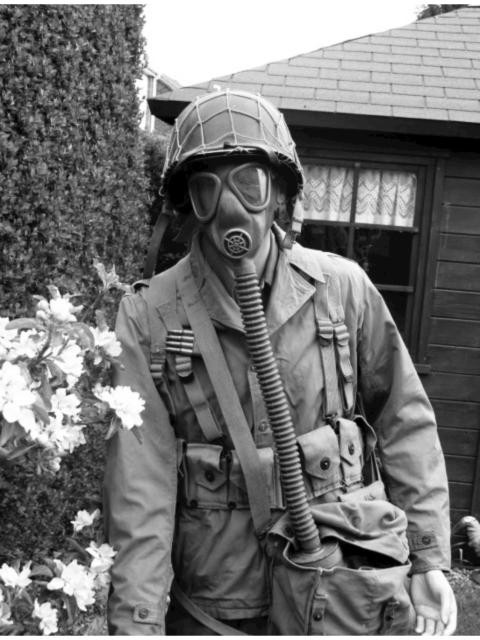 Very Rare - 🔥1942 British United WWII Gas Mask Bag Super Rare Collector