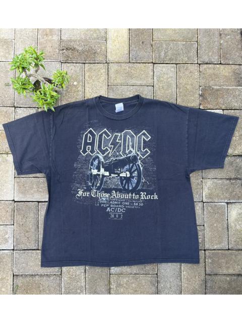 Vintage - AC/DC for those about to rock