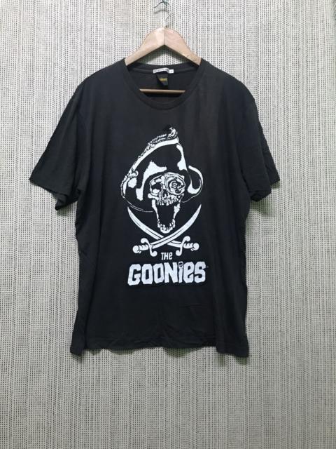 Other Designers Japanese Brand - ‼️‼️ uniqlo x the goonies