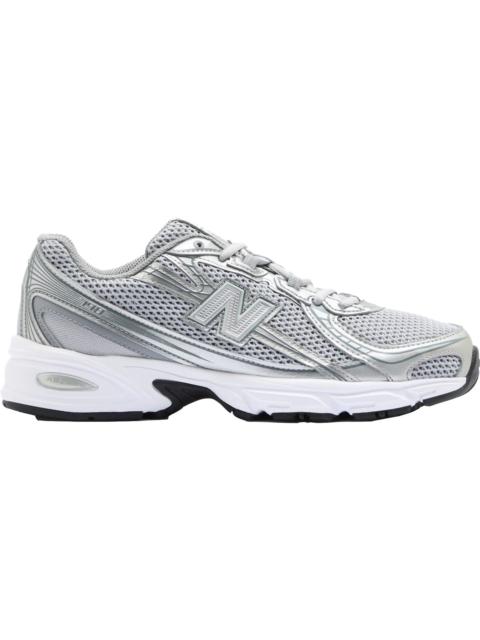 New Balance New Balance 740 Shoes