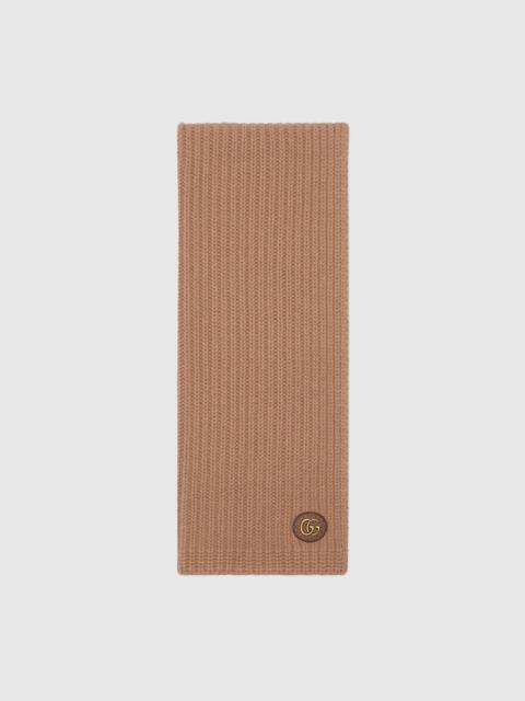 GUCCI Knit wool scarf with patch