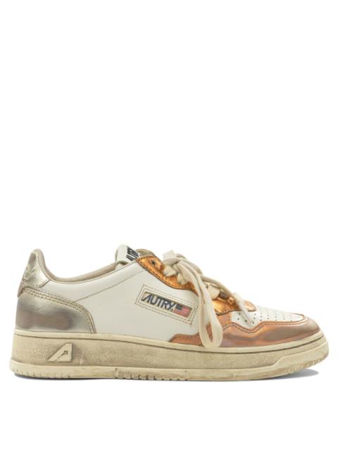 AUTRY Autry Medalist Low Super Vintage Low Top Sneakers