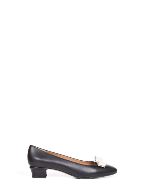 FERRAGAMO Black and mascarpone leather Vara bow pumps