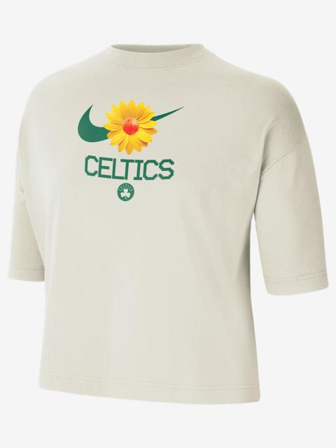 Nike Boston Celtics Courtside Women's Nike NBA Boxy T-Shirt