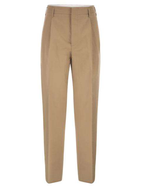 Brunello Cucinelli Brunello Cucinelli Men Tailored Trousers In Cotton And Linen With Pleats