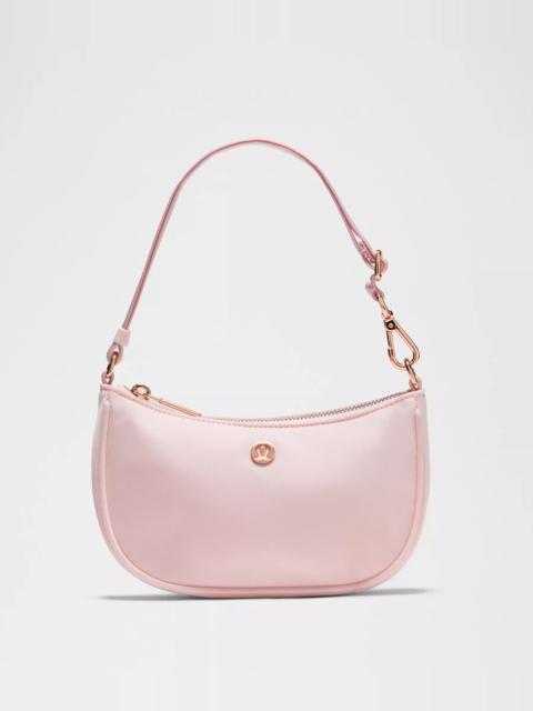 lululemon City Essentials Mini Shoulder Bag 1L