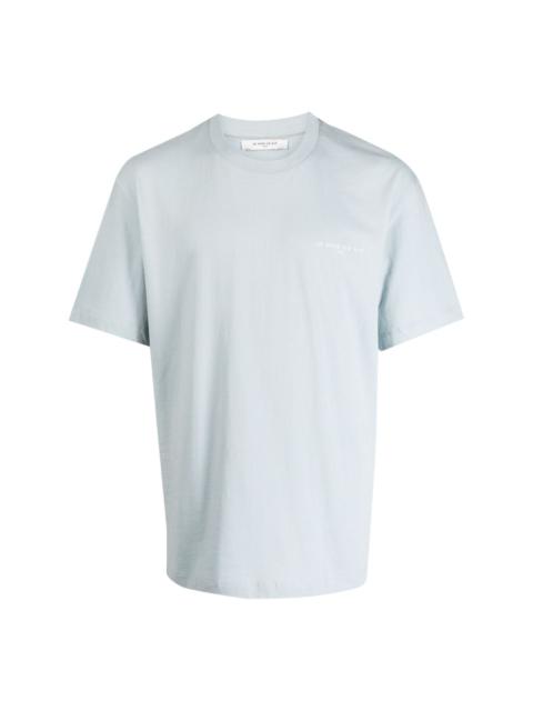 ih nom uh nit Black Pearl Roses logo-print T-shirt