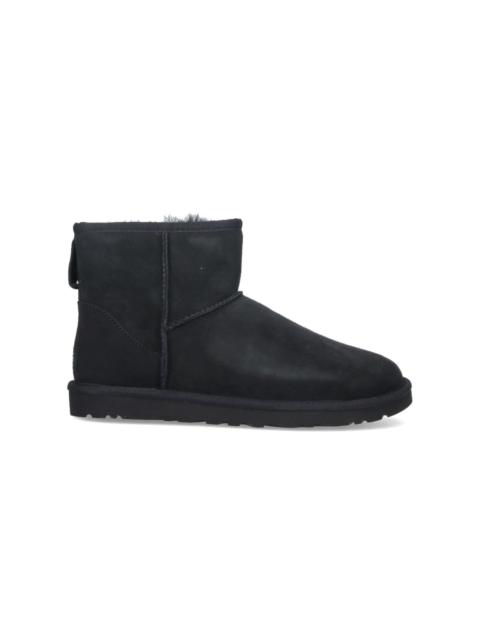 UGG 'CLASSIC MINI' ANKLE BOOTS