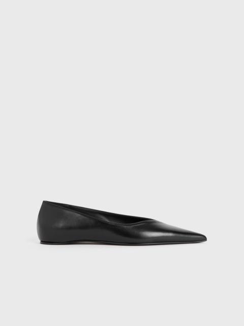 TOTEME Leather asymmetric ballerinas black