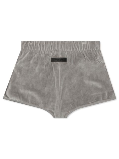 ESSENTIALS ESSENTIALS WOMEN'S VELOUR BEACH SHORT - DESERT TAUPE